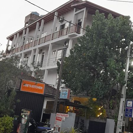 Hotel Remember Hikkaduwa Eksteriør billede